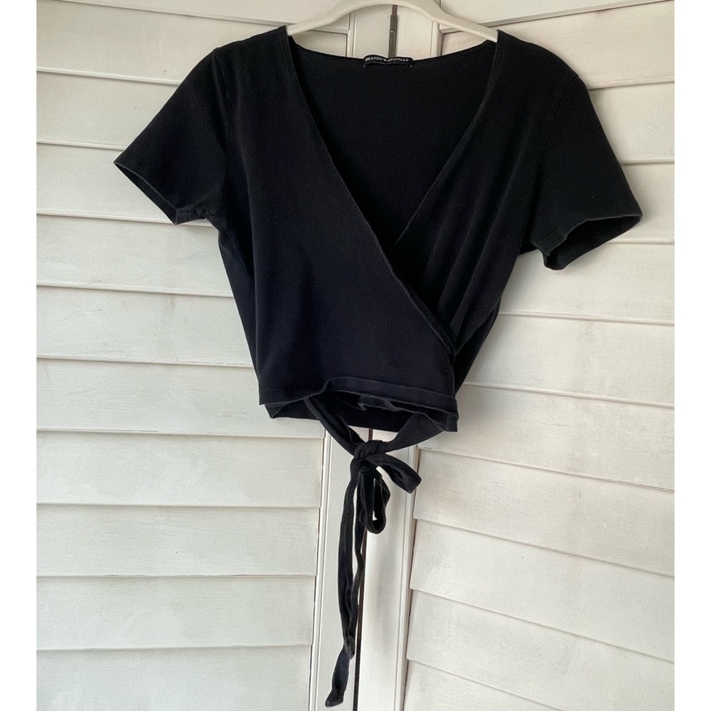 Brandy Melville Crop Top